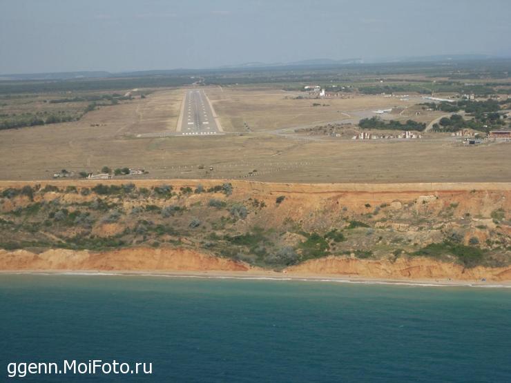 Крым аэродром бельбек. Бельбек.