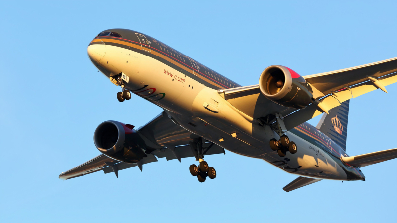 As Few As 14 Nautical Miles: The 10 Shortest Boeing 787 Dreamliner Flights