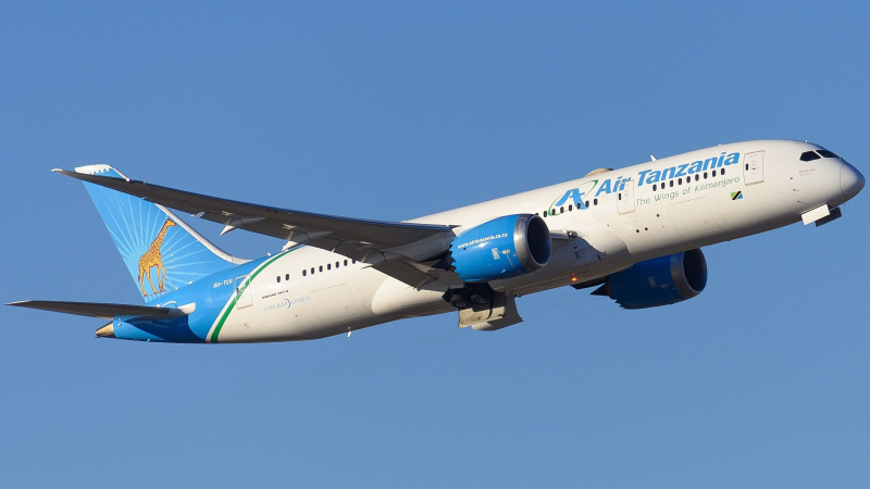 As Few As 14 Nautical Miles: The 10 Shortest Boeing 787 Dreamliner Flights