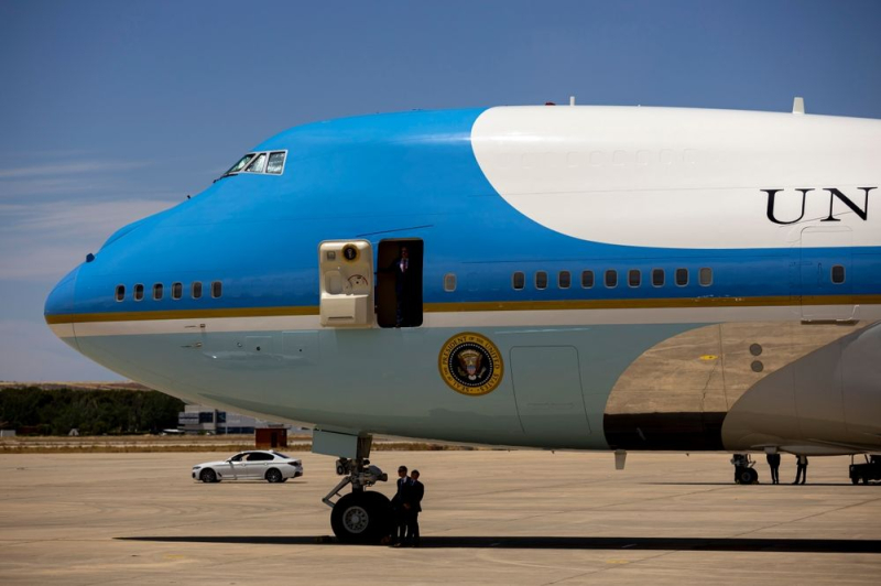 Donald Trump's New Boeing 747 Vs. Current Air Force One: What Are The Key Differences?