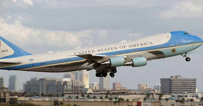 Donald Trump's New Boeing 747 Vs. Current Air Force One: What Are The Key Differences?