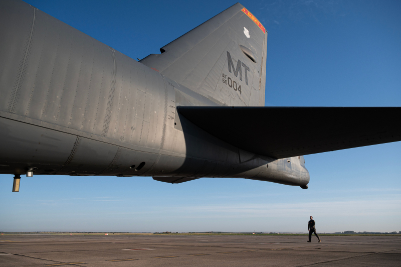 How Many B-52 Stratofortresses Are Left?