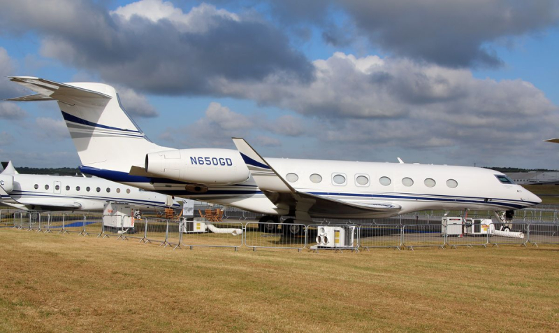 How Much Does It Cost To Fly A Private Jet From Los Angeles To Tokyo?