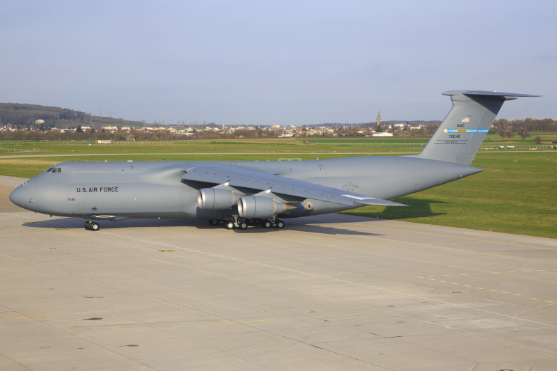 This Is The Largest Aircraft In The US Air Force