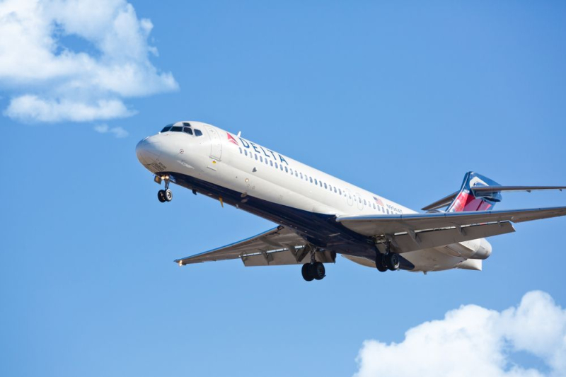 Why Does Delta Still Fly Its 26-Year-Old Boeing 717s?