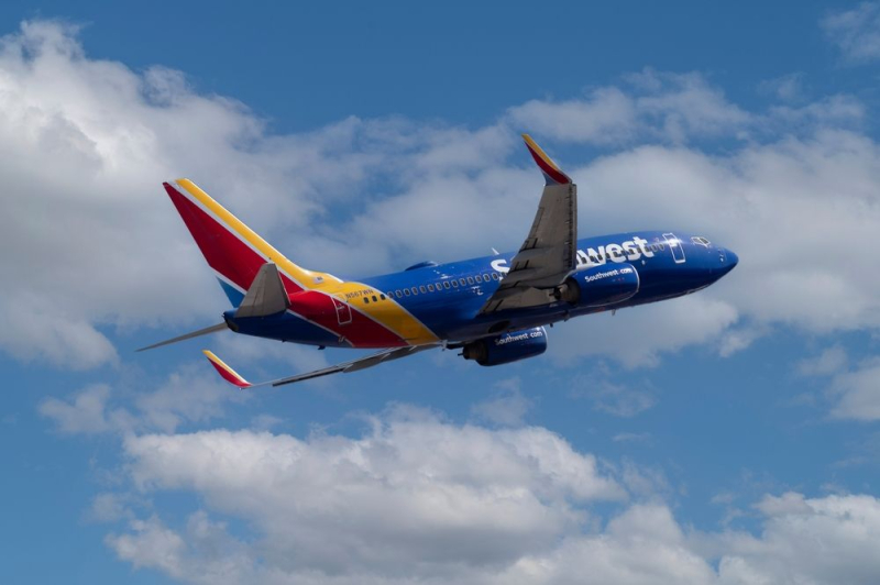 Why The Boeing 737-700 Has Such A High Cruising Altitude