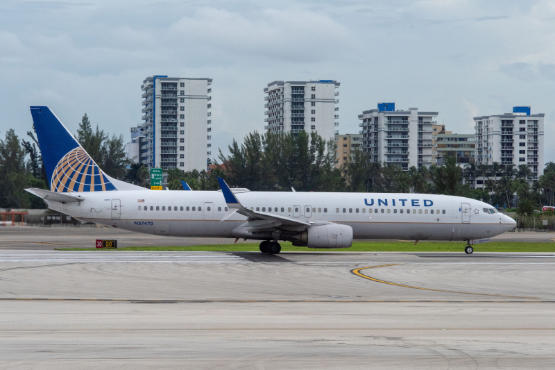 Why The Boeing 737-900ER Has A Limit On The Airports It Can Fly To