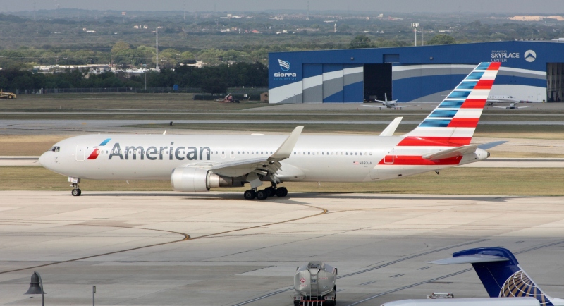 Why The Boeing 767-300ER Has Such Massive Winglets