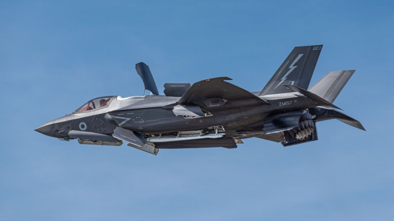 What Is The Typical Salary For A Fighter Jet Pilot?