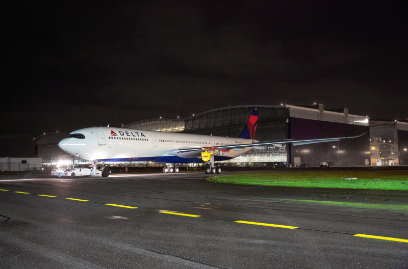 Why Do Only 2 US Airlines Fly The Airbus A330?