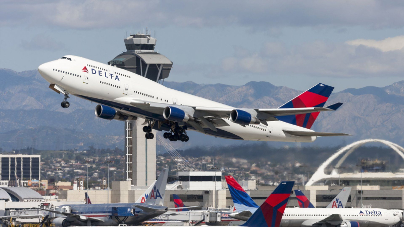 Why The World's Largest Aircraft Doesn't Serve US Airlines